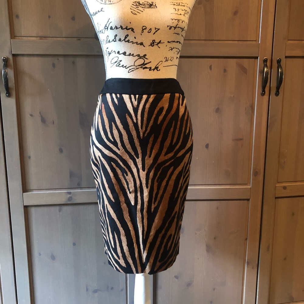 Animal Print high-waisted pencil skirt